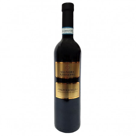 SIGNORE GIUSEPPE VALPOLICELLA 75CL 9.9 - Un vin italien avec une belle matière souple et des notes de sous-bois qui viennent com